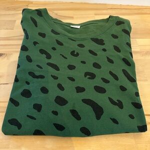 USED Clare V Women LS Green Animal Print - Size L
